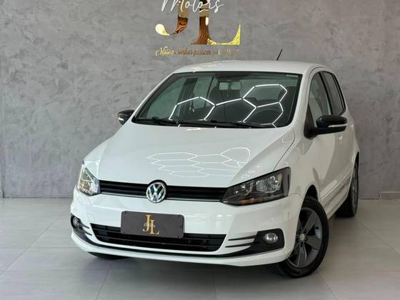VOLKSWAGEN FOX 1.6 MSI TOTAL FLEX CONNECT 4P MANUAL VOLKSWAGEN FOX 1.6 MSI TOTAL FLEX CONNECT 4P MANUAL